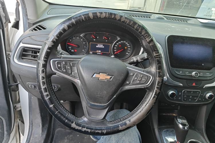 Used Chevrolet Equinox 2019 535T Automatic YuJie Edition China VI Steering Wheel
