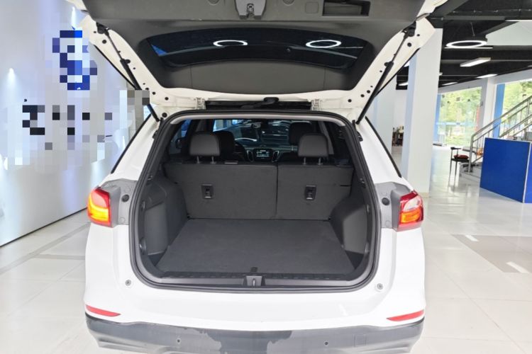 Used Chevrolet Equinox 2019 535T Automatic Chijie Edition China VI Trunk
