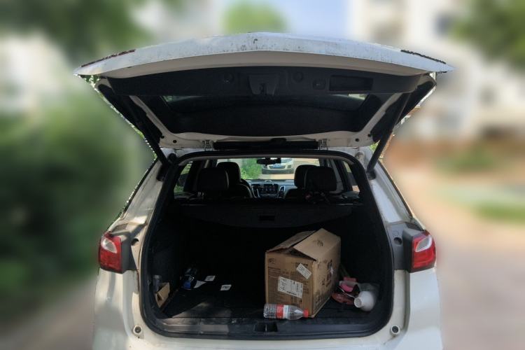 Used Chevrolet Equinox 2019 Redline 550T Automatic All-Wheel-Drive RS Model China V Standard Trunk