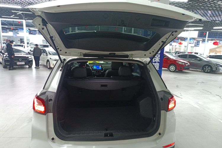 Used Chevrolet Equinox 2019 535T Automatic Chijie Edition China VI Trunk