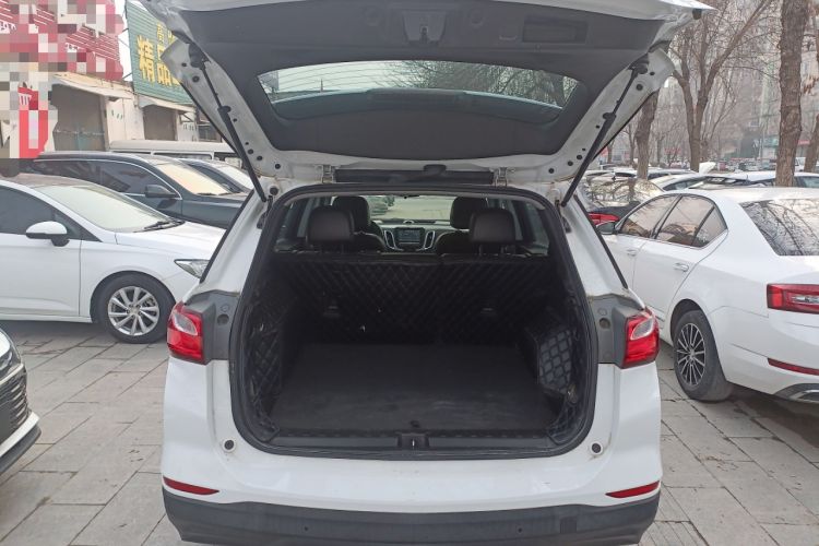 Used Chevrolet Equinox 2019 535T Automatic Lingjie Edition China VI Standard Trunk