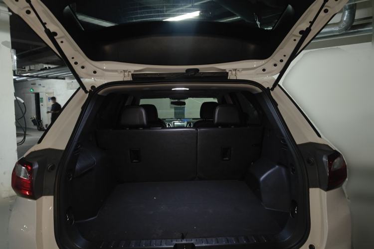 Used Chevrolet Equinox 2019 535T Automatic Chijie Edition China VI Trunk