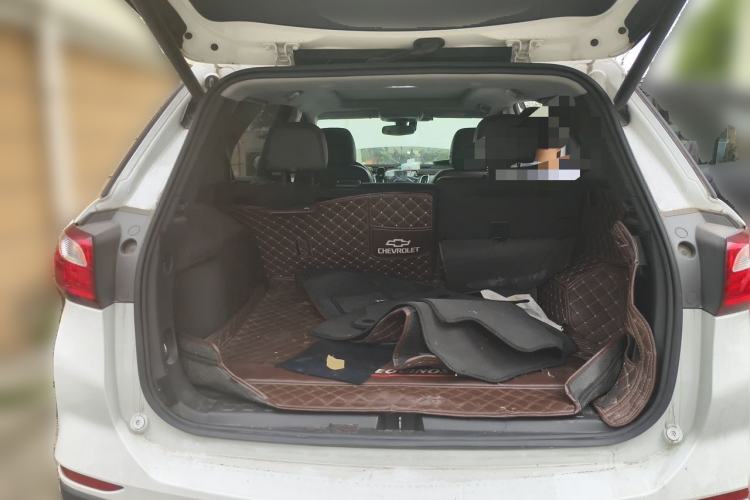 Used Chevrolet Equinox 2019 535T Automatic YuJie Edition China VI Trunk