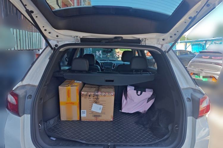 Used Chevrolet Equinox 2019 535T Automatic Chijie Edition China VI Trunk