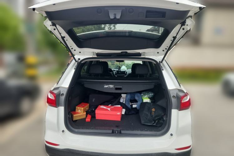 Used Chevrolet Equinox 2019 535T Automatic Chijie Edition China V Standard Trunk