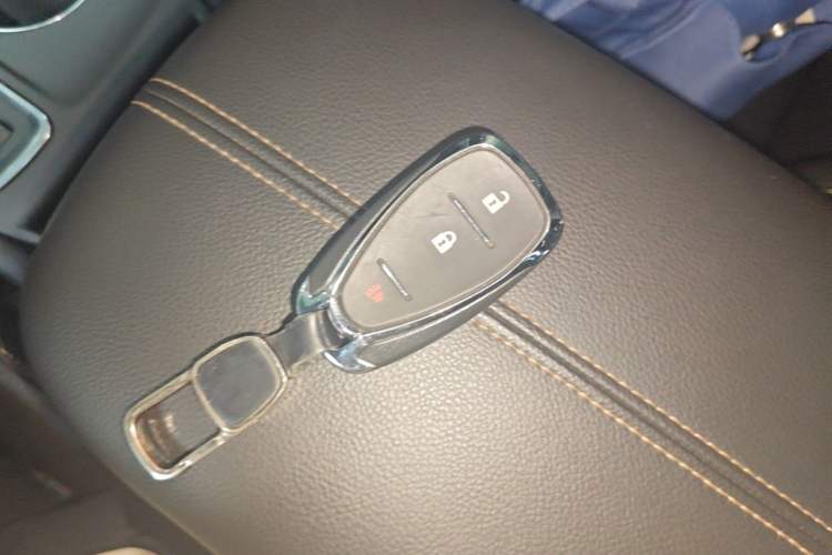 Used Chevrolet Equinox 2019 535T Automatic Chijie Edition China VI Vehicle Key