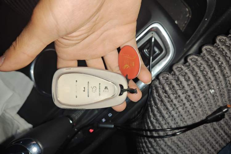 Used Chevrolet Equinox 2019 535T Automatic YuJie Edition China VI Vehicle Key