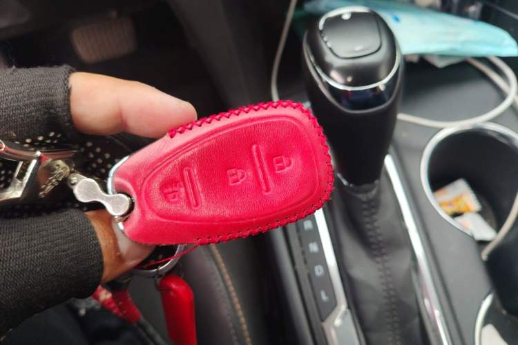 Used Chevrolet Equinox 2019 535T Automatic Chijie Edition China V Standard Vehicle Key