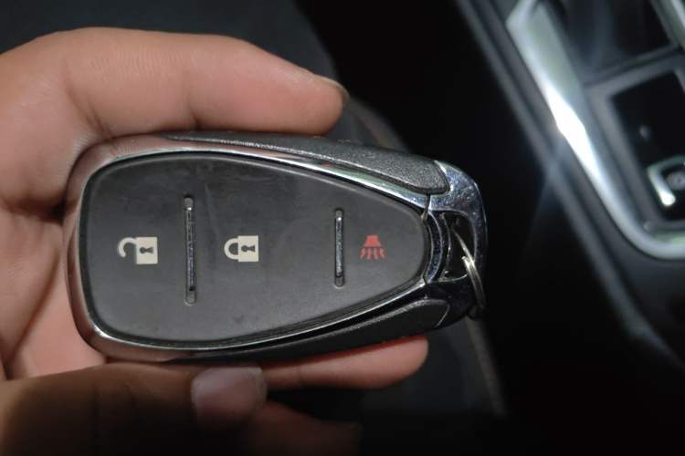 Used Chevrolet Equinox 2019 535T Automatic Chijie Edition China VI Vehicle Key