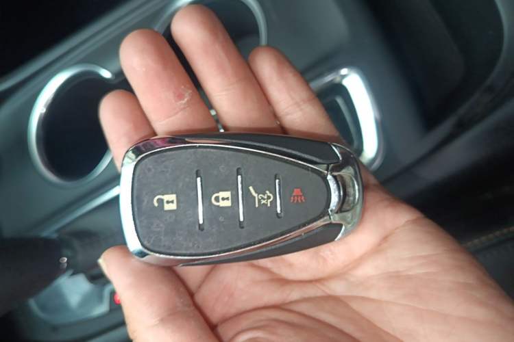 Used Chevrolet Equinox 2019 535T Automatic YuJie Edition China V Standard Vehicle Key