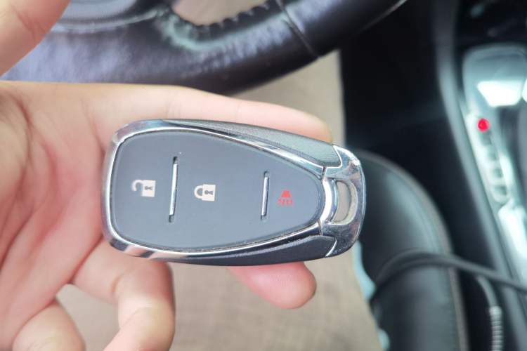 Used Chevrolet Equinox 2019 535T Automatic Chijie Edition China V Standard Vehicle Key