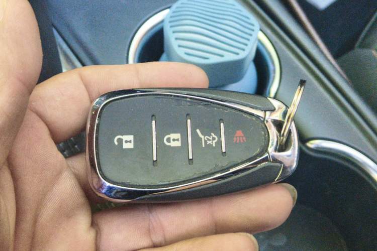 Used Chevrolet Equinox 2019 535T Automatic YuJie Edition China V Standard Vehicle Key