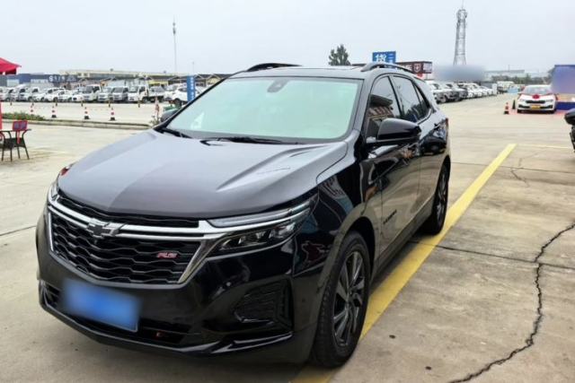 Ojetý Chevrolet Equinox 2021 550T RS Smart Boundary-Pushing Edition