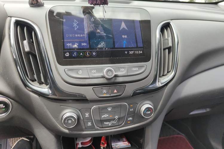 Used Chevrolet Equinox 2021 535T Chijie Edition Audio And AC Panel