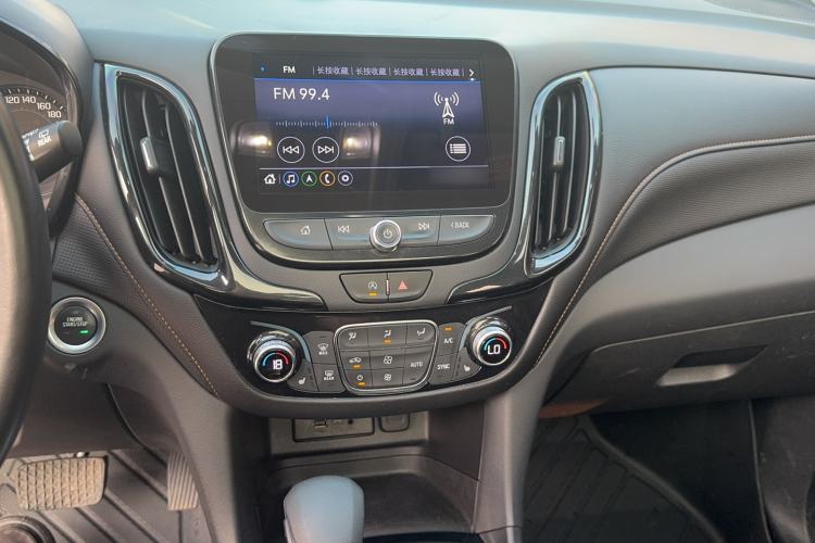 Used Chevrolet Equinox 2021 535T Yujie Edition Audio And AC Panel