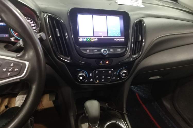 Used Chevrolet Equinox 2021 535T Yujie Edition Audio And AC Panel