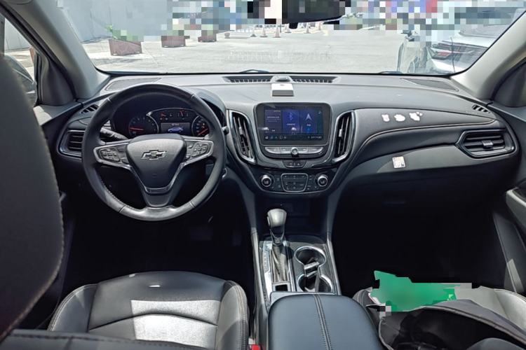 Used Chevrolet Equinox 2021 535T Yujie Edition Center Console