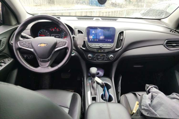 Used Chevrolet Equinox 2021 535T Chijie Edition Center Console