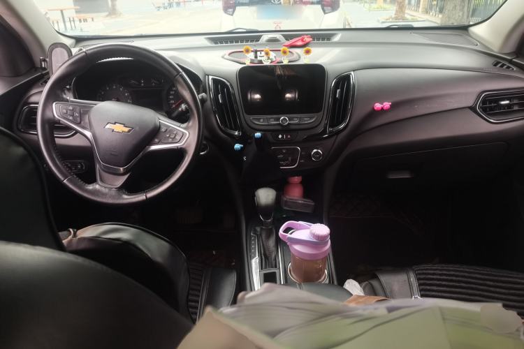 Used Chevrolet Equinox 2021 535T Lingjie Edition Center Console