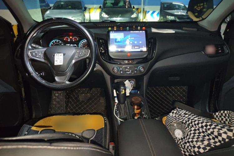 Used Chevrolet Equinox 2021 535T Chijie Edition Center Console