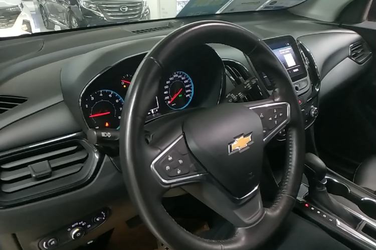 Used Chevrolet Equinox 2021 535T Chijie Edition Center Console