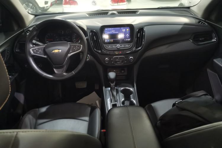 Used Chevrolet Equinox 2021 535T Chijie Edition Center Console