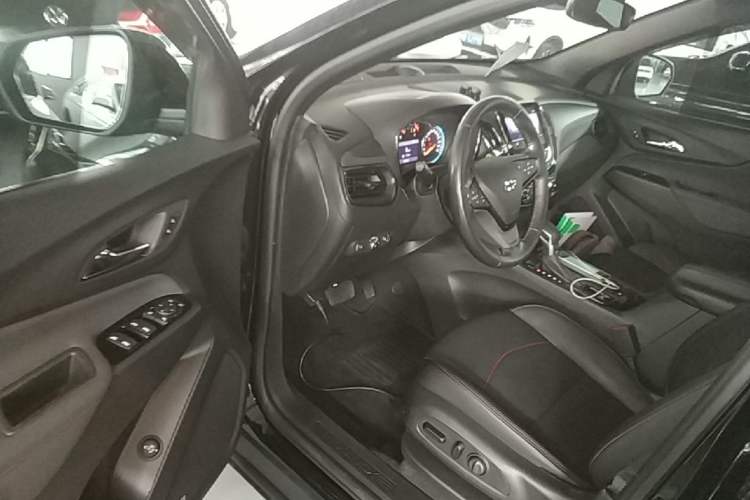 Used Chevrolet Equinox 2021 550T RS Four-Wheel Drive Intelligent Guardian Edition Driver Seat