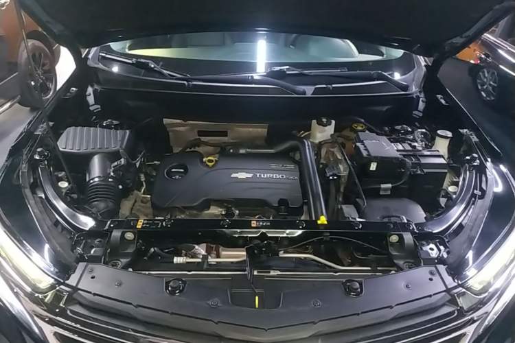 Used Chevrolet Equinox 2021 535T Chijie Edition Engine Bay