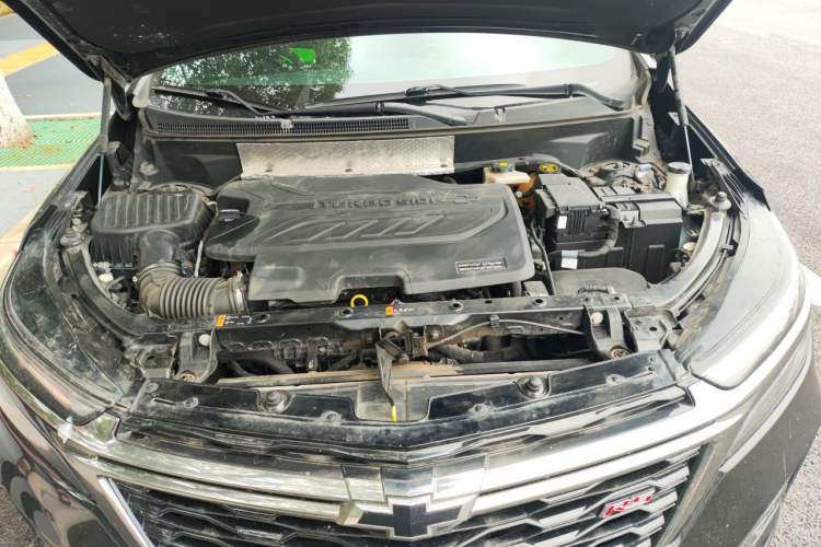 Used Chevrolet Equinox 2021 550T RS Smart Boundary-Pushing Edition Engine Bay