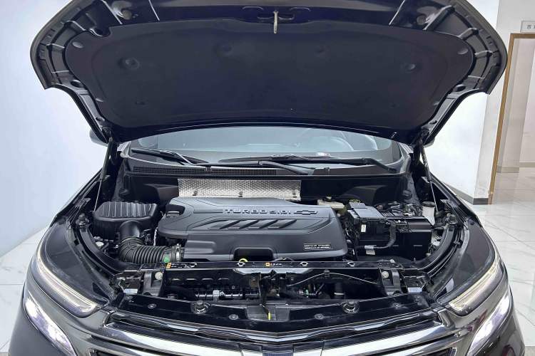 Used Chevrolet Equinox 2021 550T RS Smart Boundary-Pushing Edition Engine Bay