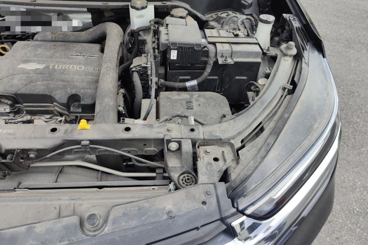 Used Chevrolet Equinox 2021 535T Chijie Edition Engine Bay Left