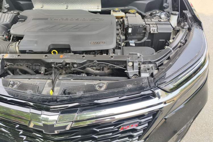 Used Chevrolet Equinox 2021 550T RS Smart Boundary-Pushing Edition Engine Bay Left
