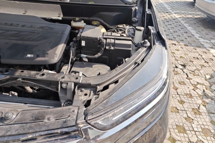 Used Chevrolet Equinox 2021 550T RS Smart Boundary-Pushing Edition Engine Bay Left