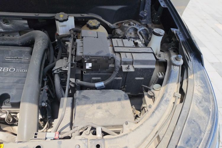 Used Chevrolet Equinox 2021 535T Chijie Edition Engine Bay Left