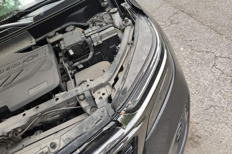 Used Chevrolet Equinox 2021 550T RS Four-Wheel Drive Intelligent Guardian Edition Engine Bay Left