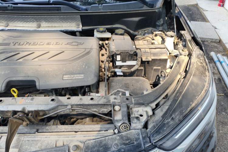 Used Chevrolet Equinox 2021 550T RS Four-Wheel Drive Intelligent Guardian Edition Engine Bay Left