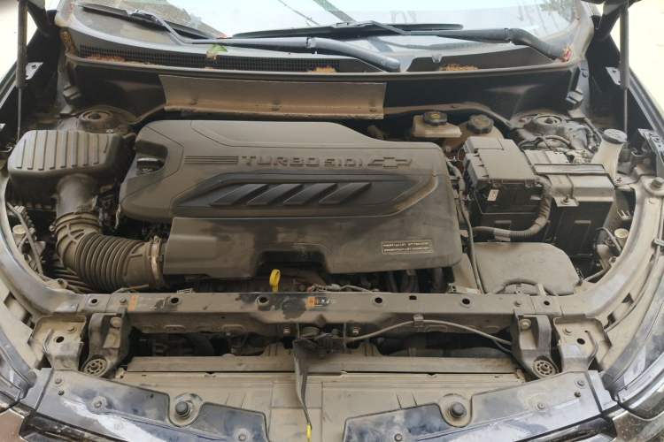 Used Chevrolet Equinox 2021 550T RS Smart Boundary-Pushing Edition Engine Bay