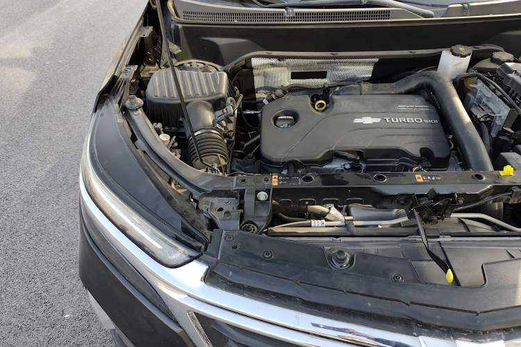 Used Chevrolet Equinox 2021 535T Chijie Edition Engine Bay Right