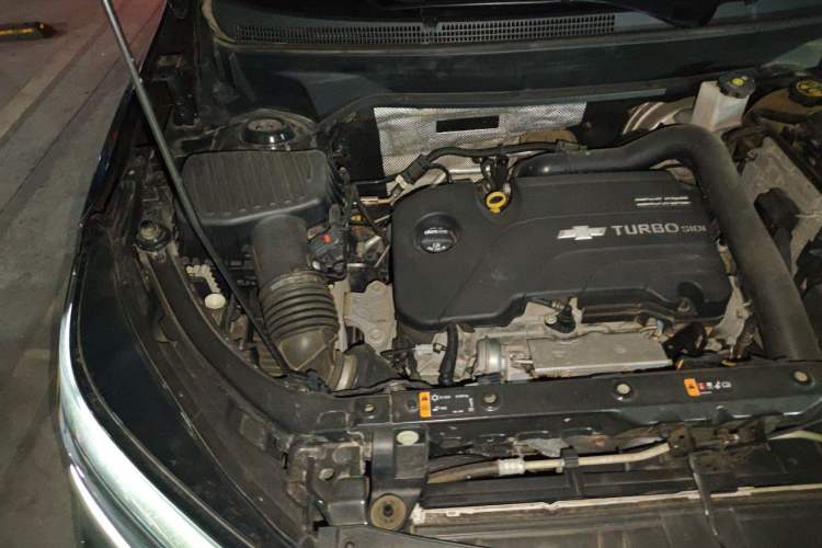 Used Chevrolet Equinox 2021 535T Chijie Edition Engine Bay Right