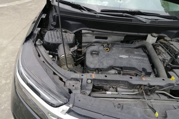 Used Chevrolet Equinox 2021 535T Yujie Edition Engine Bay Right