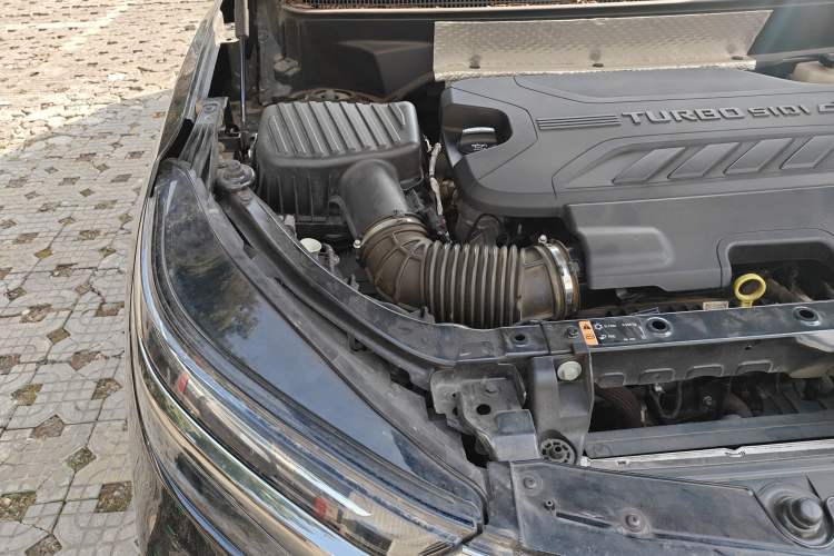 Used Chevrolet Equinox 2021 550T RS Smart Boundary-Pushing Edition Engine Bay Right