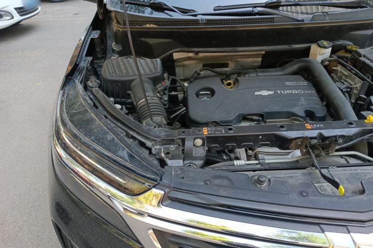 Used Chevrolet Equinox 2021 535T Yujie Edition Engine Bay Right