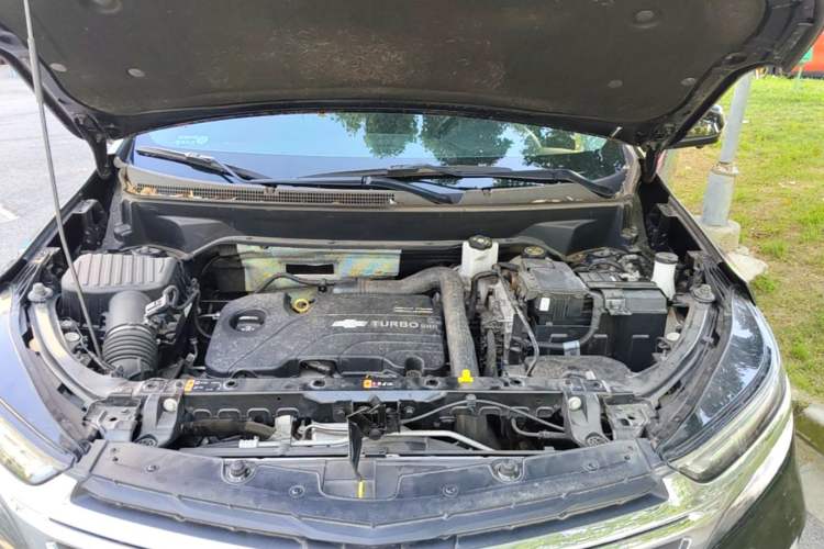 Used Chevrolet Equinox 2021 535T Chijie Edition Engine Bay