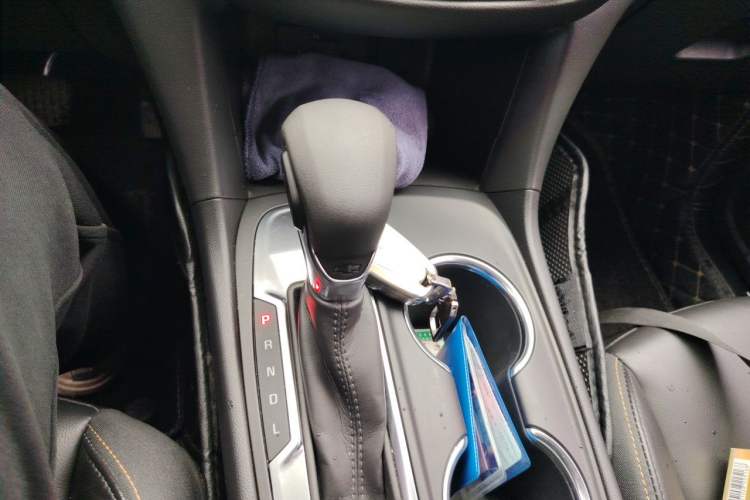 Used Chevrolet Equinox 2021 535T Chijie Edition Gear Lever