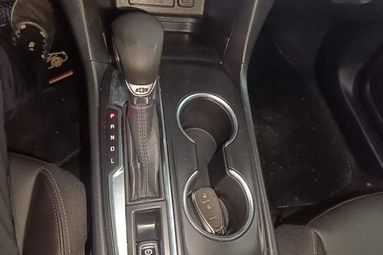 Used Chevrolet Equinox 2021 535T Chijie Edition Gear Lever