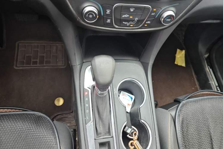 Used Chevrolet Equinox 2021 535T Chijie Edition Gear Lever