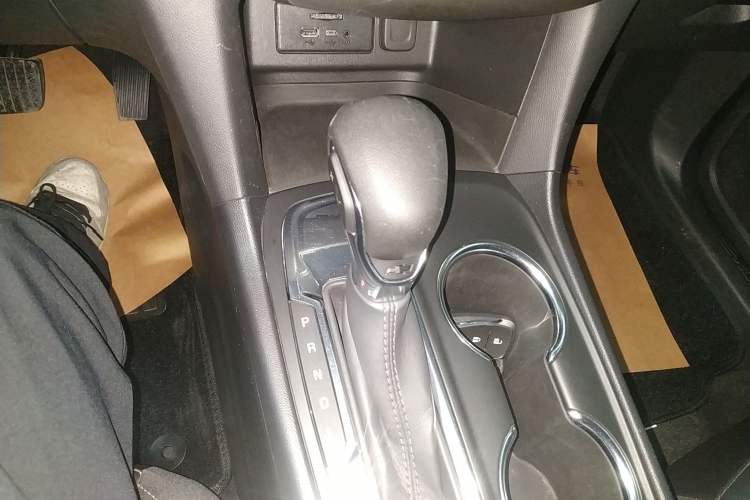 Used Chevrolet Equinox 2021 535T Chijie Edition Gear Lever