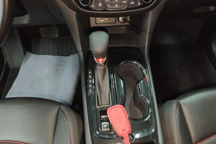 Used Chevrolet Equinox 2021 550T RS Smart Boundary-Pushing Edition Gear Lever