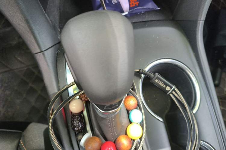 Used Chevrolet Equinox 2021 535T Chijie Edition Gear Lever