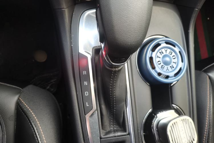Used Chevrolet Equinox 2021 535T Chijie Edition Gear Lever